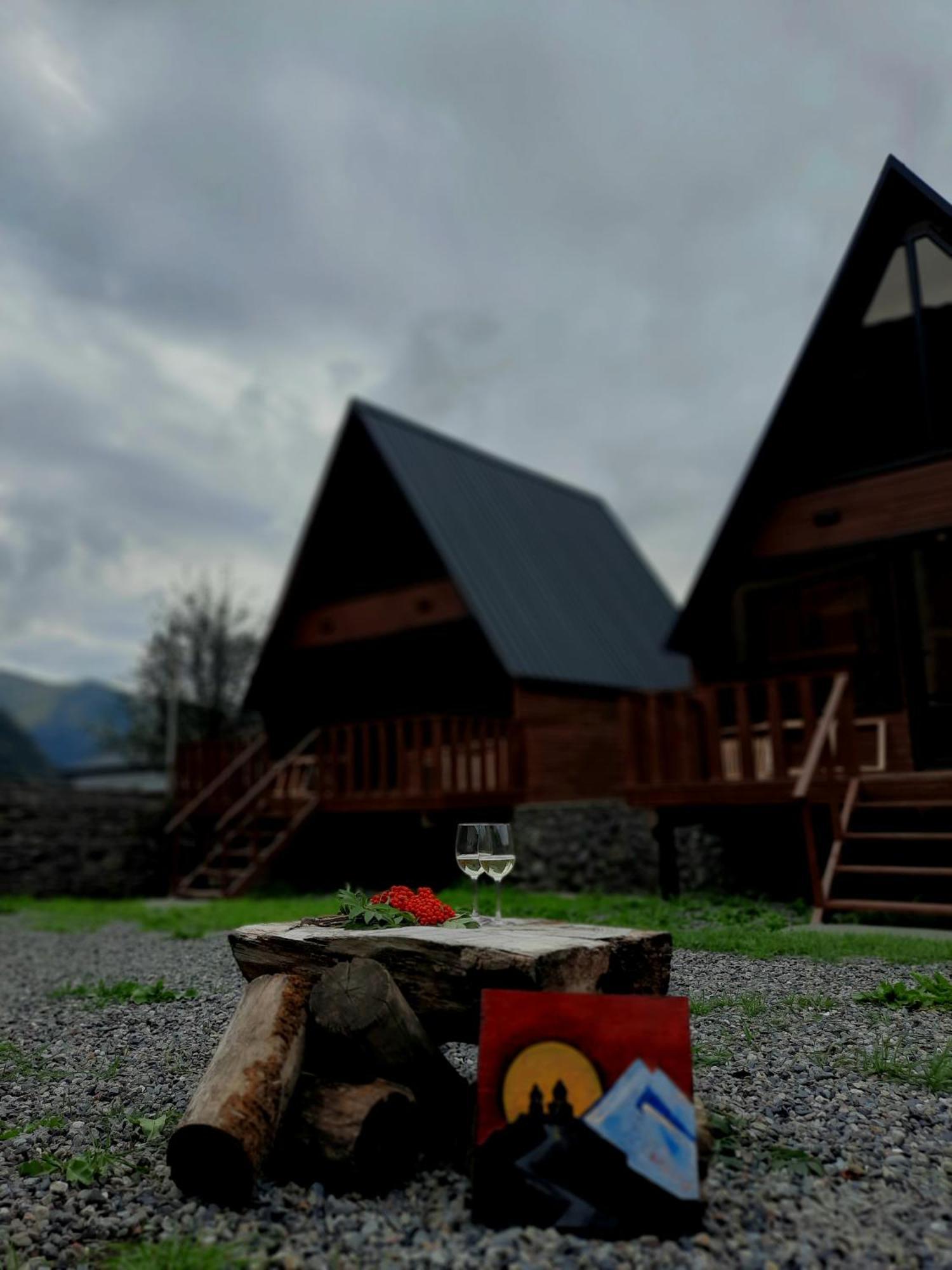 Apartamento Trip Zone Kazbegi Exterior foto