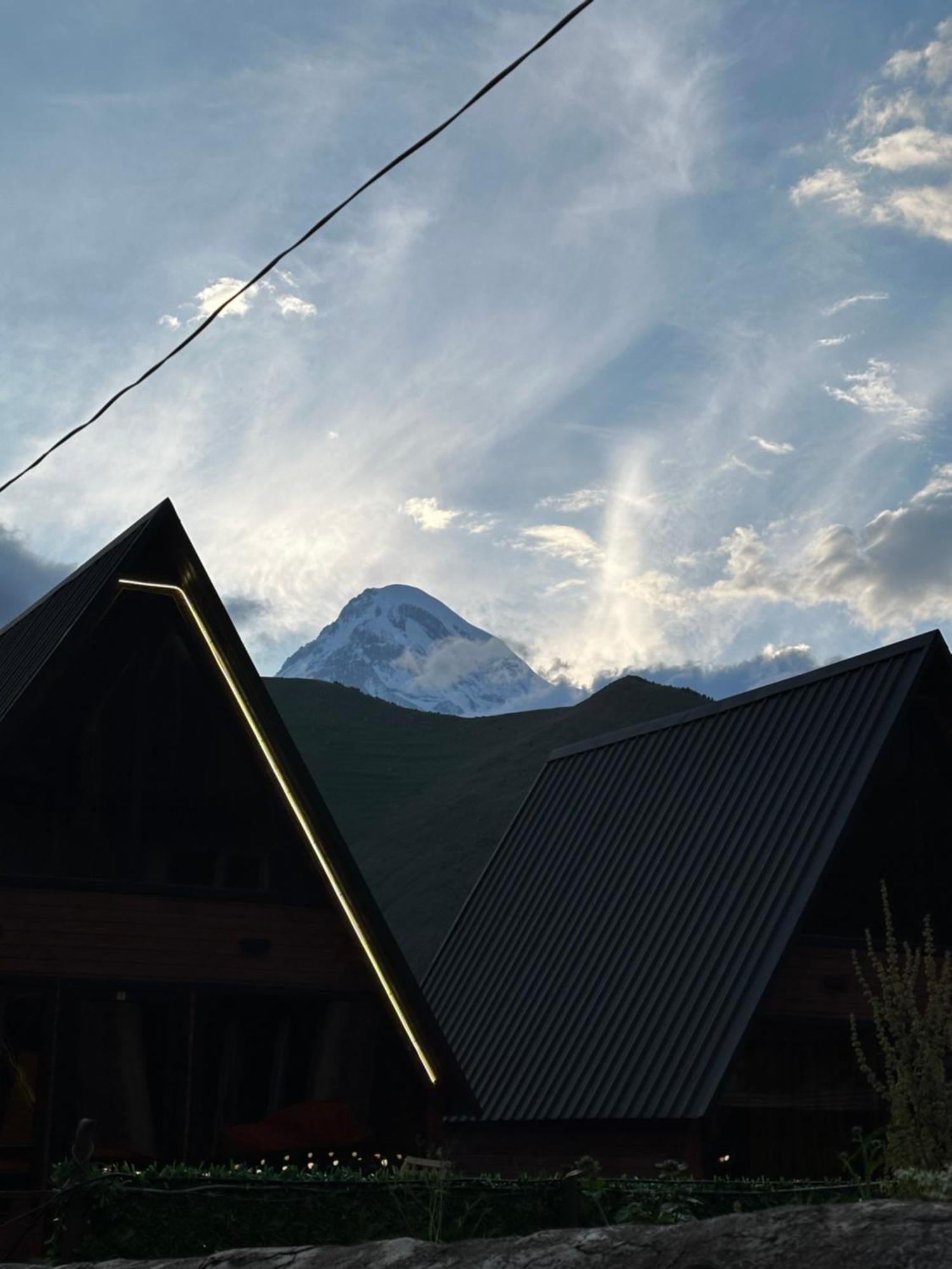 Apartamento Trip Zone Kazbegi Exterior foto
